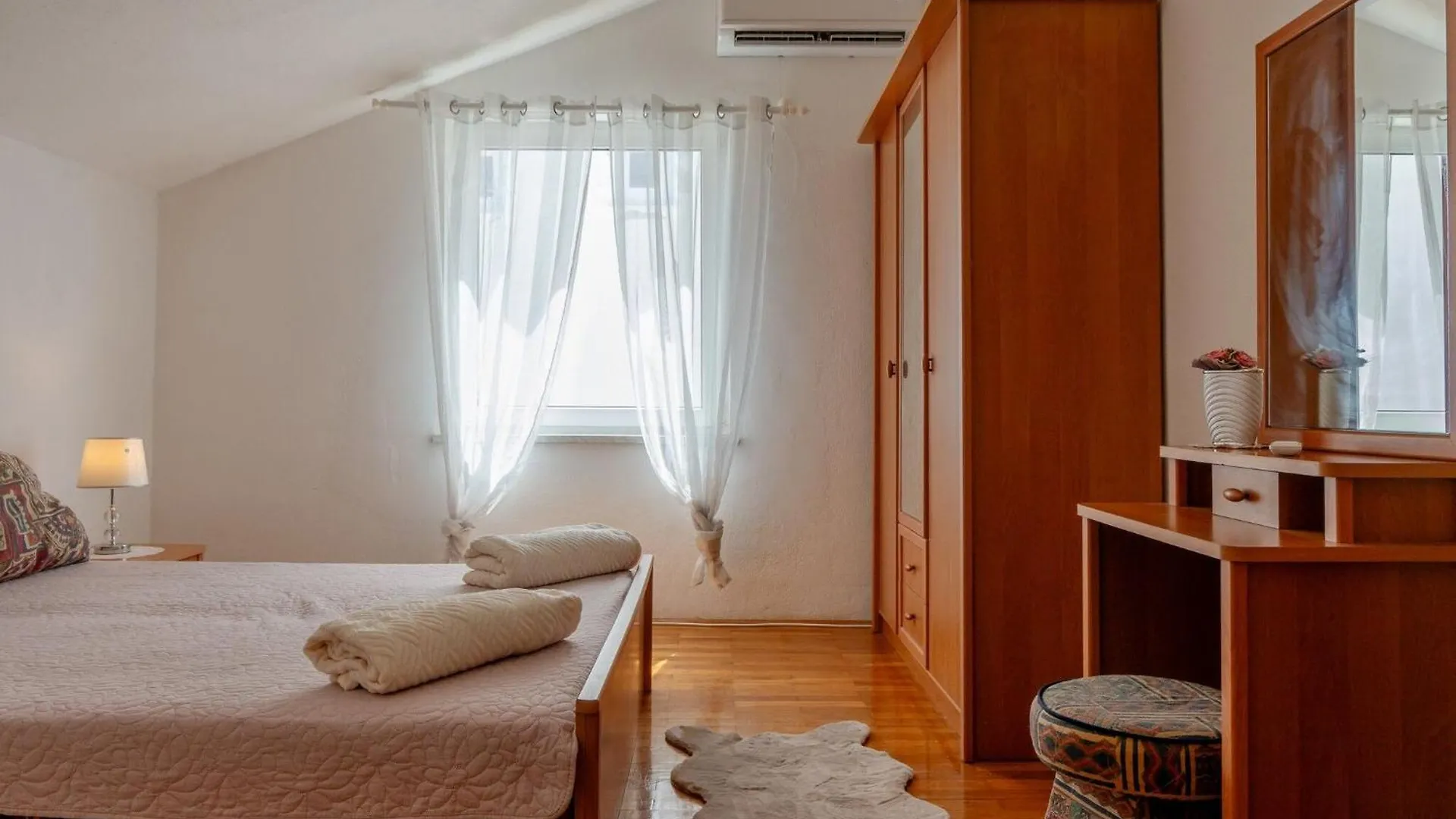 Apartments Bozena Vir